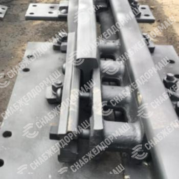 Вкладыш к стрелочному переводу Р65 3,4-отверстия