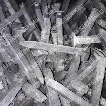 Костыль путевой 16х16х165 (0,38кг)